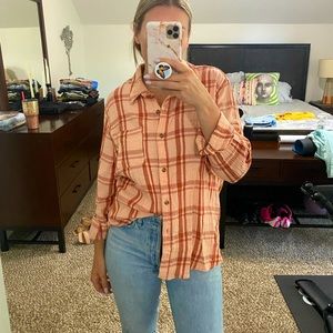 Universal thread gauzy cotton button down